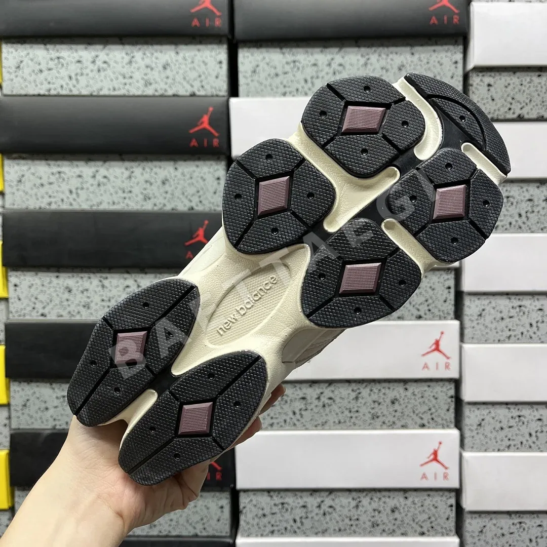 뉴발란스 [C] 9060 U906068H 202273 New Balance 9060 상세 이미지 7