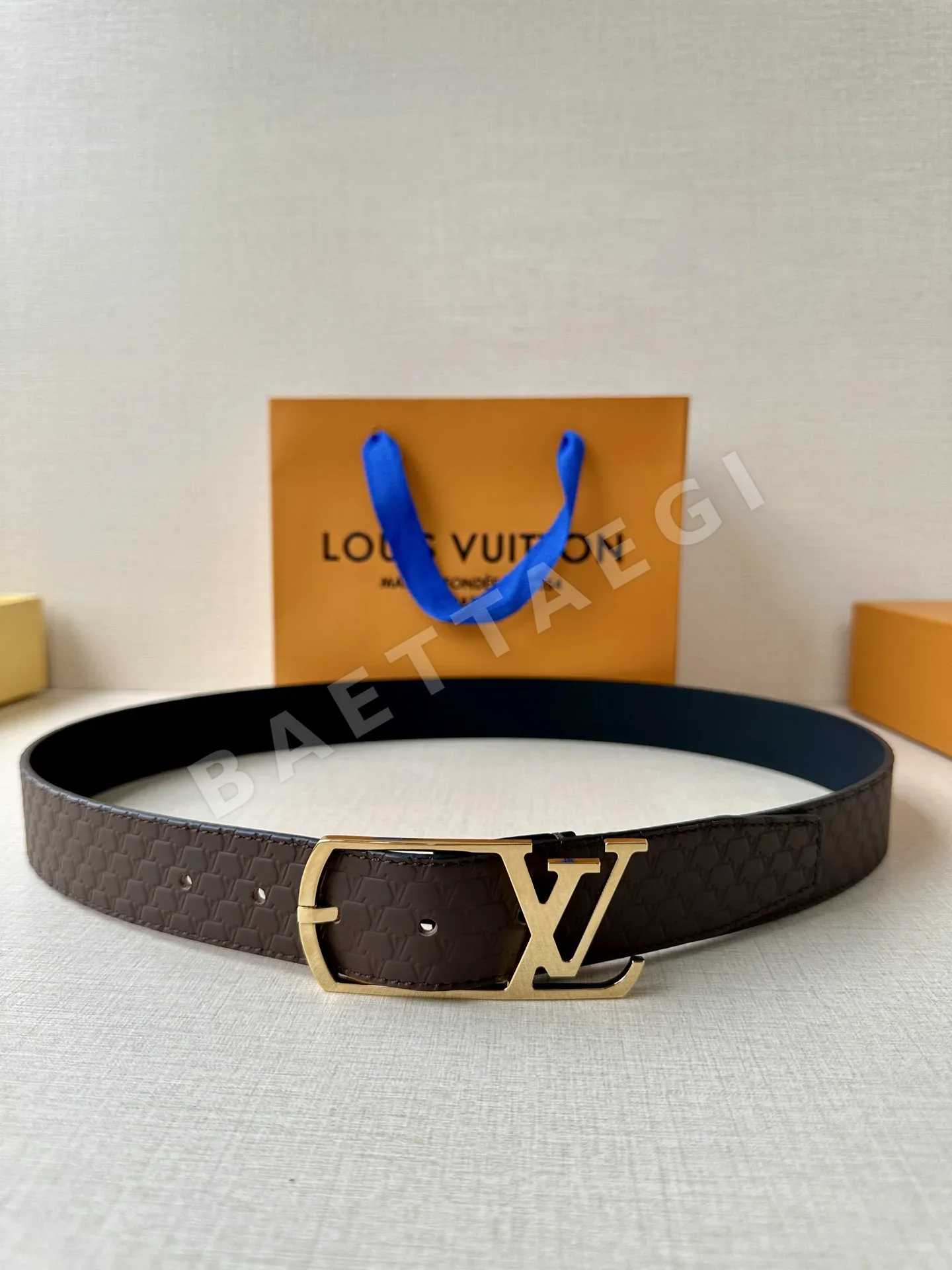 루이비통 LV 에어로그램 버클 벨트 57694