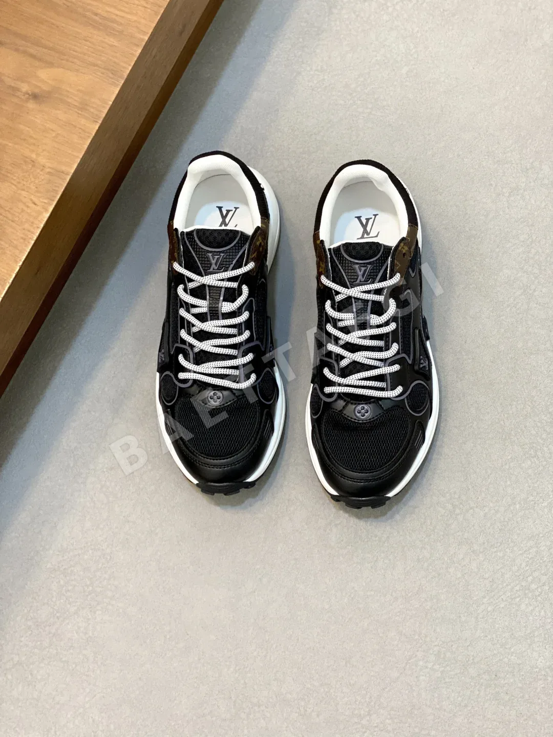 루이비통 LV 올림피아 스니커즈(LV Olympia Sneaker) 152072