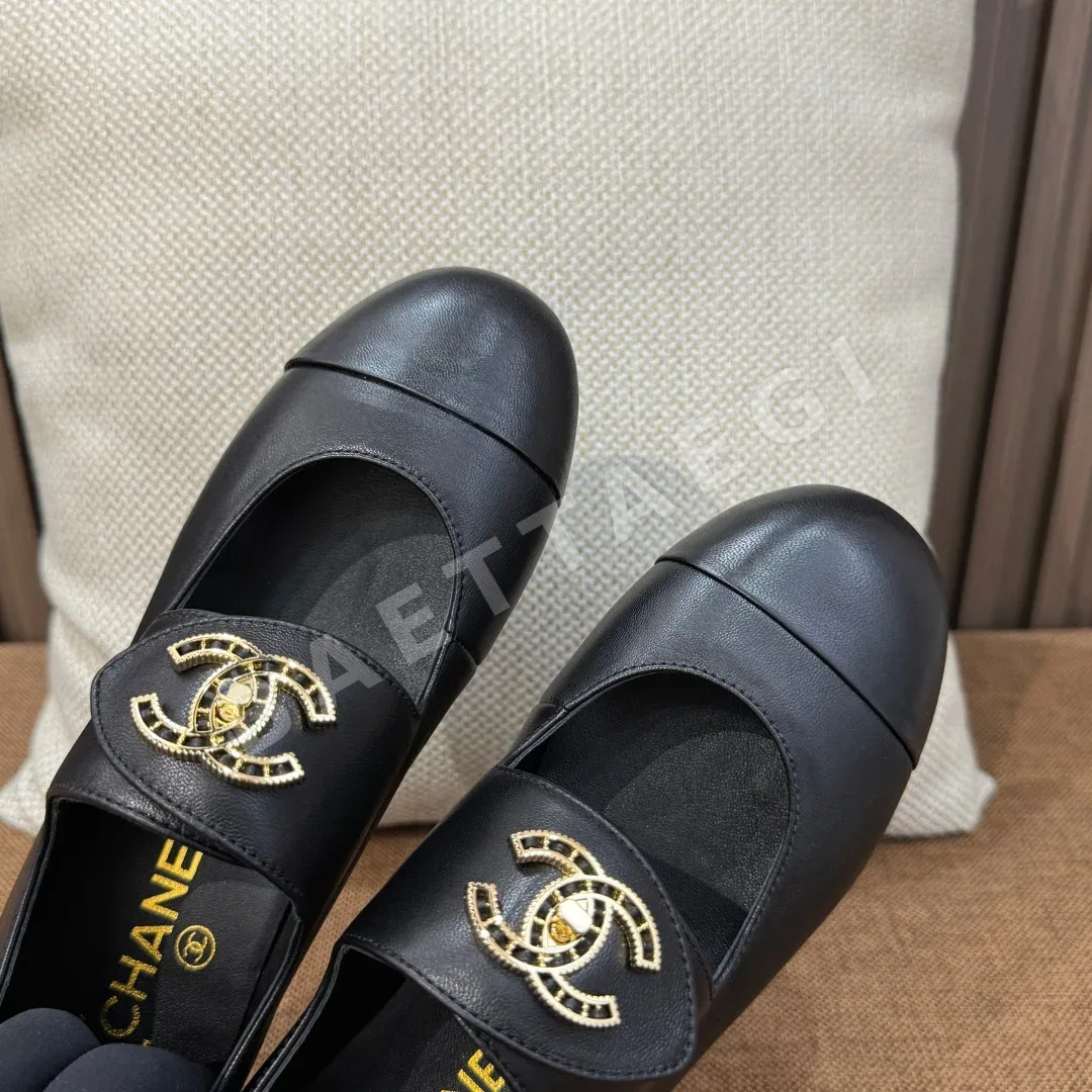 샤넬 플랫 여성 램스킨 더블 C 버클 상세 이미지 6