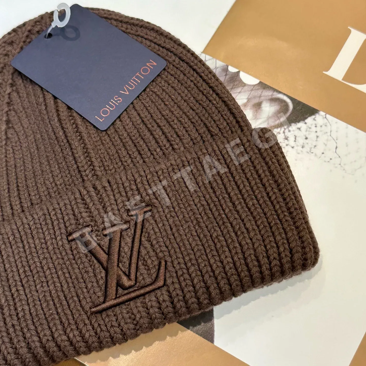 루이비통 LV 로고 자수 니트 비니 상세 이미지 4