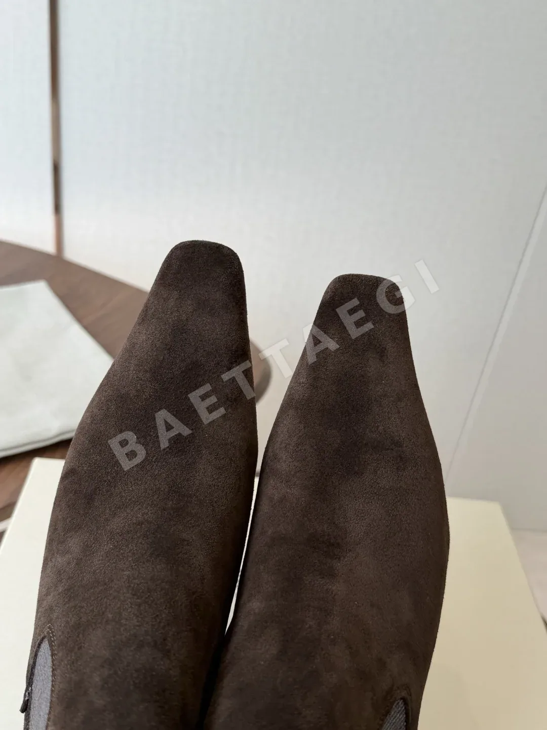 브루넬로쿠치넬리 다이아몬드 장식 스틸레토 힐 미드카프 부츠 상세 이미지 6
