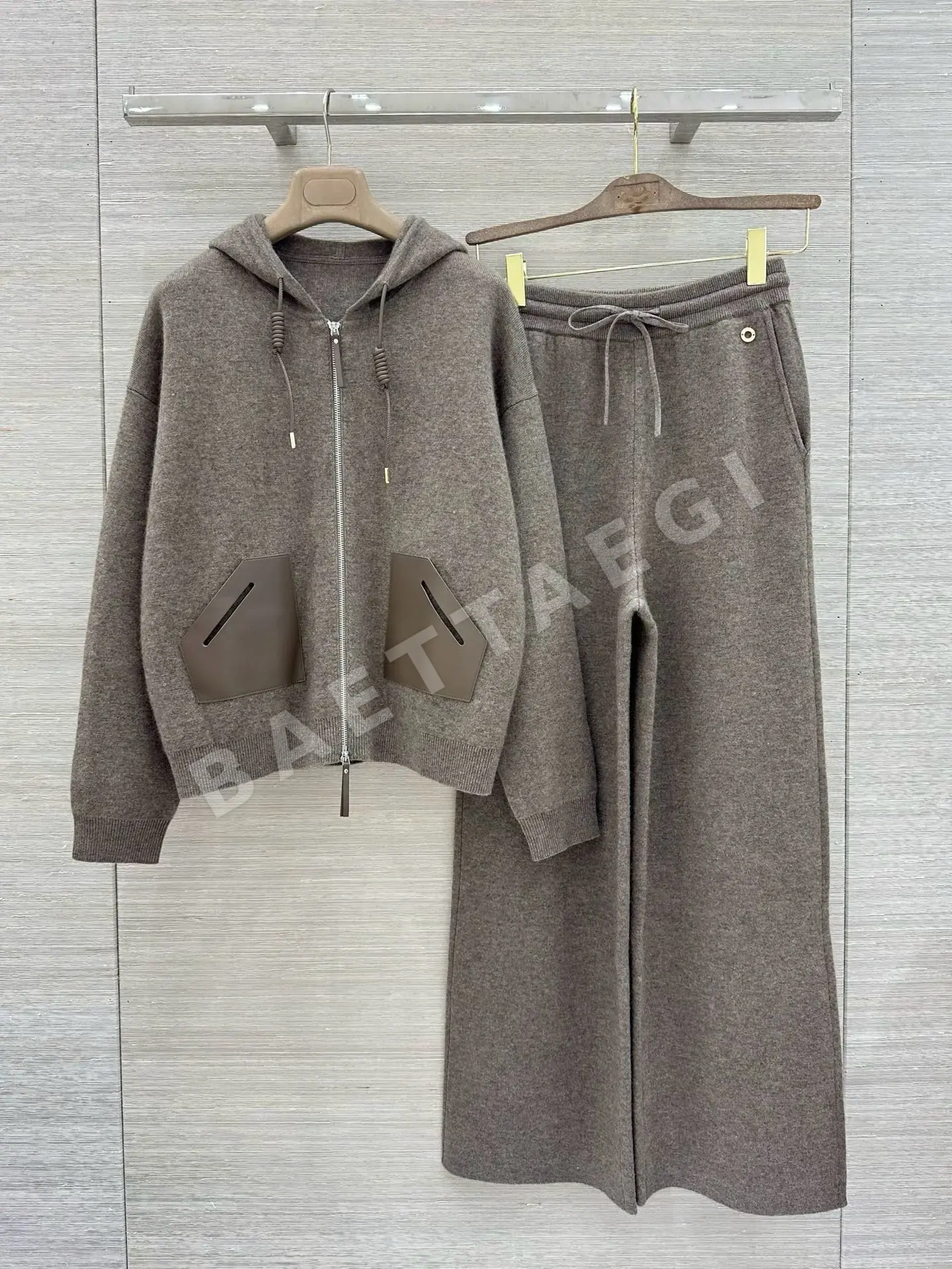 로로피아나 캐시미어 여성 자켓 상세 이미지 2