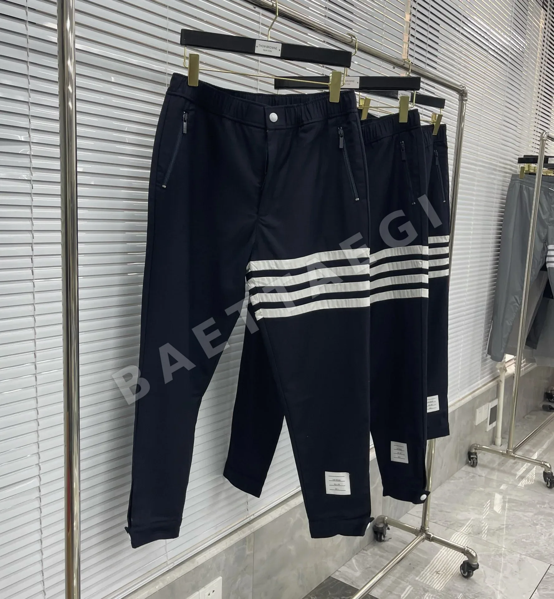 톰브라운 더블 레이어 울 남성 바지 126345