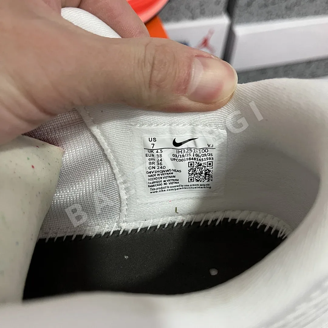 나이키 줌 보메로 18 IH3251-100 201118 Nike Zoom Vomero 18 상세 이미지 4