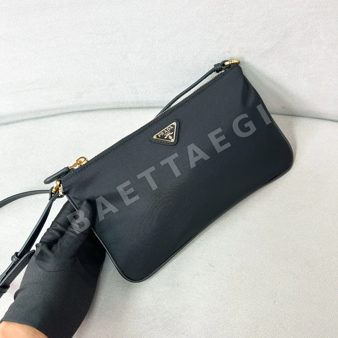 프라다 언더암 호보백 1NE545 상세 이미지 2