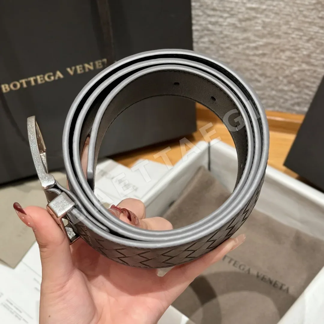 보테가베네타 인트레치오 루프 소가죽 벨트 35MM 상세 이미지 5