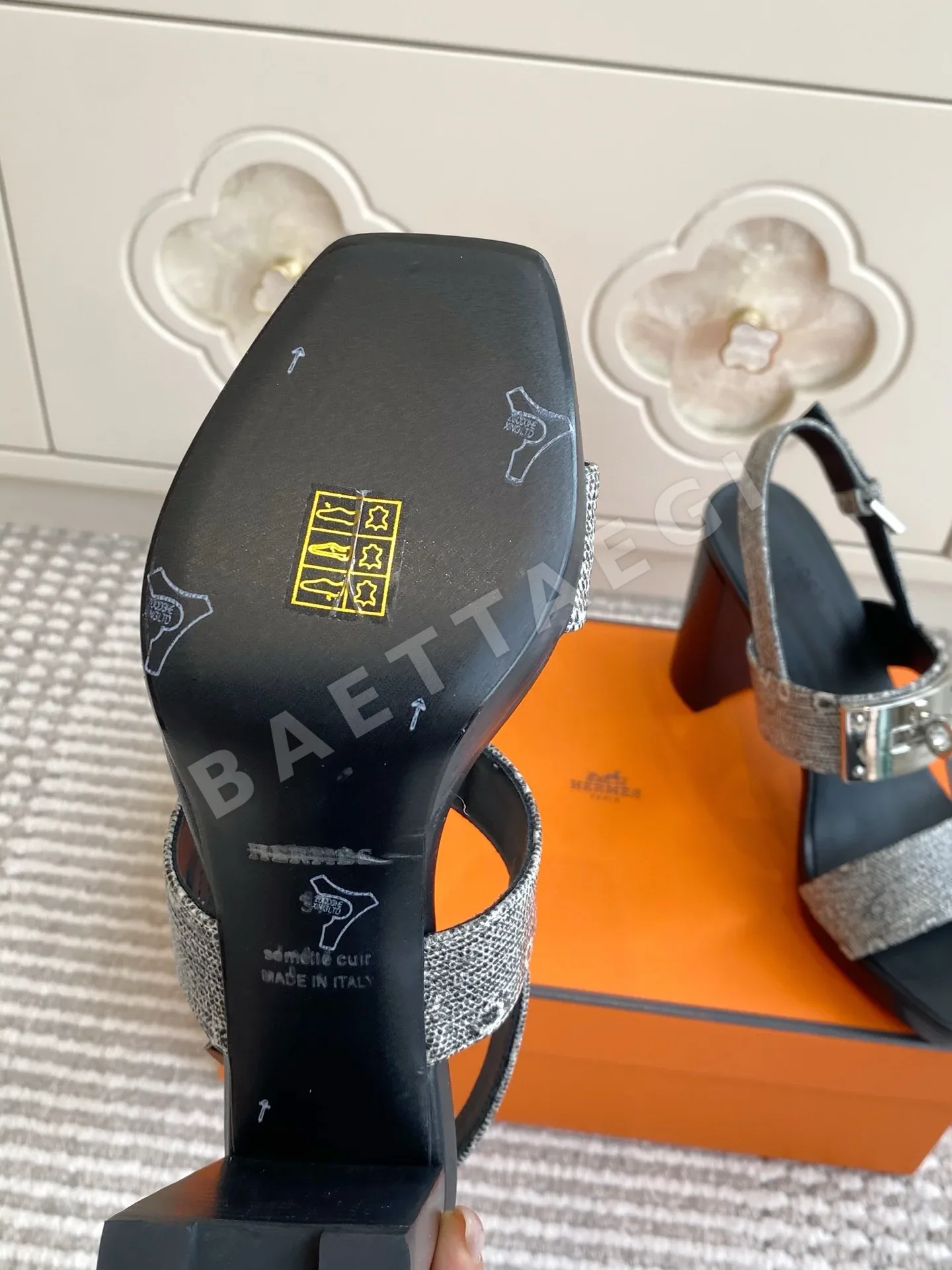 에르메스(Hermès)의 일로나(Ilona) 90 힐 상세 이미지 9
