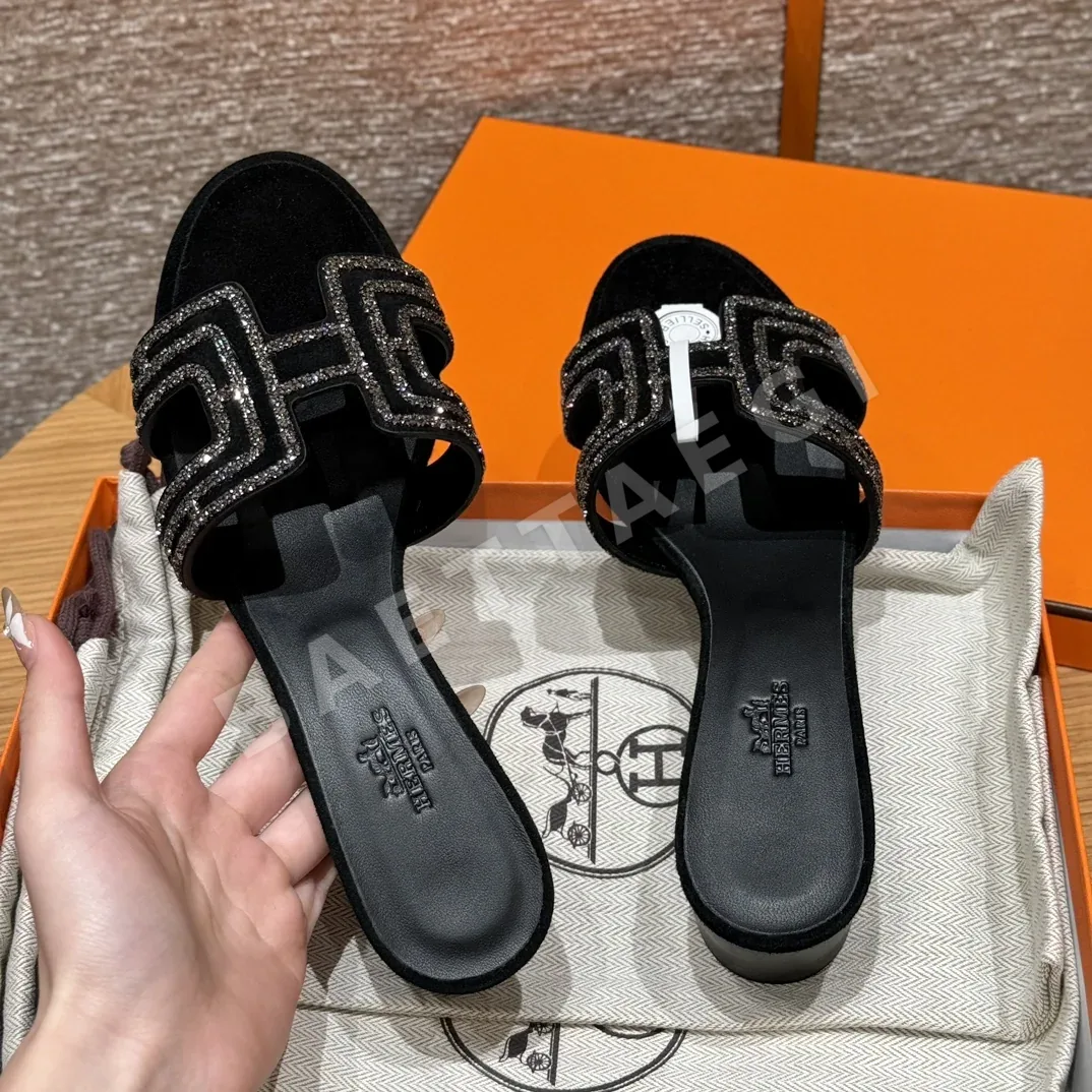 에르메스 오아시스 샌들 블랙 스웨이드 하이힐 상세 이미지 7