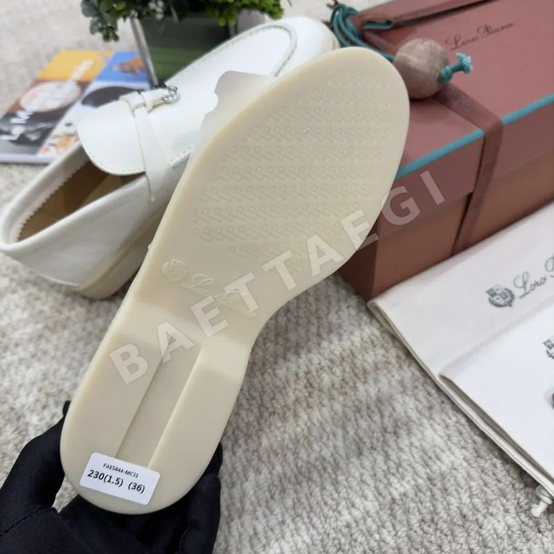 로로피아나 남성 신발 상세 이미지 7