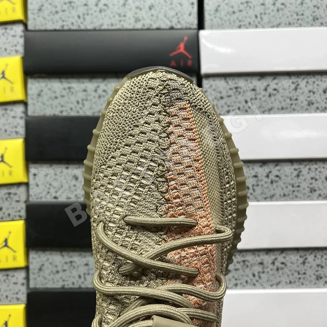 아디다스 [XQ] 이지 부스트 350 V2 FZ5240 200761 Adidas Yeezy Boost 350 V2 Sand Taupe 상세 이미지 8