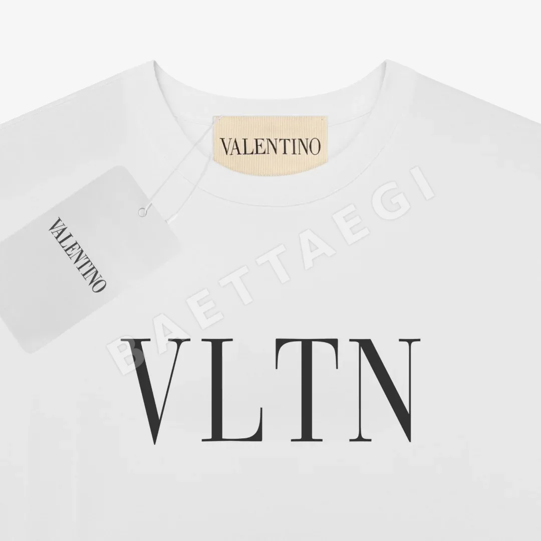 발렌티노 VLTN 클래식 로고 반팔 티셔츠 상세 이미지 3