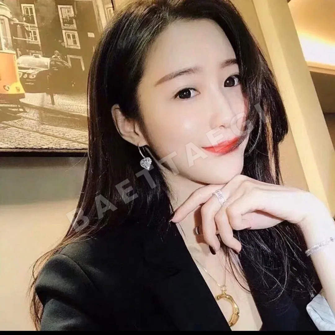 티파니 사다리꼴 하트 파베 세팅 귀걸이 71208