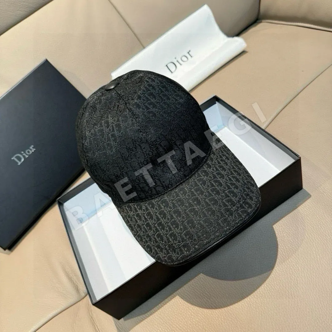 디올 모노그램 베이스볼 캡 상세 이미지 2