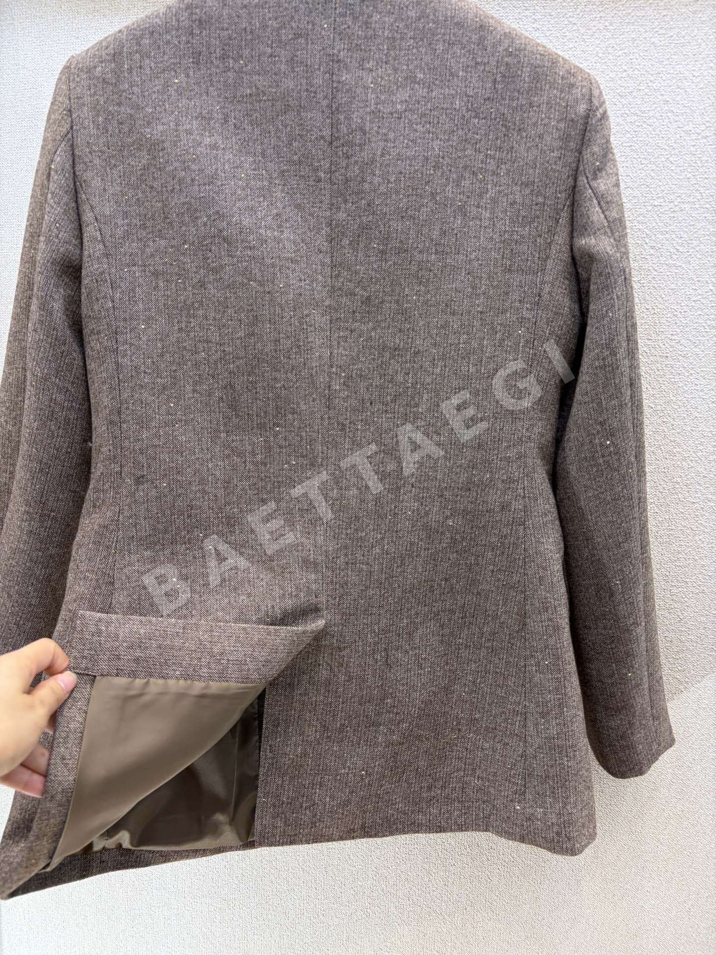 디올 벨벳카라 울 더블브레스티드 여성 자켓 상세 이미지 8