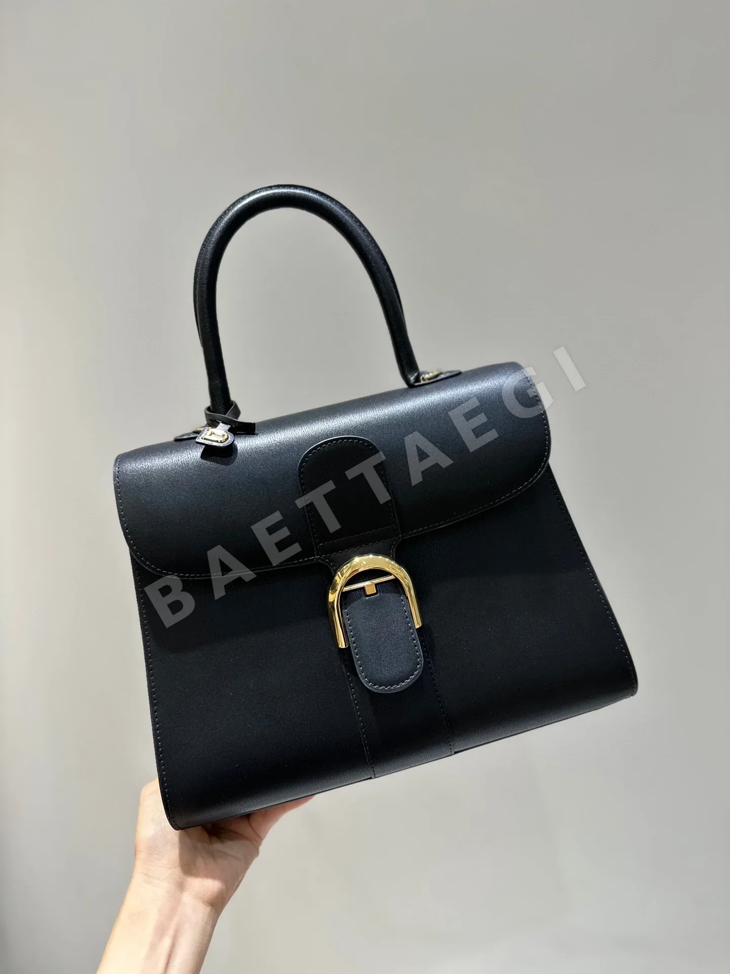 델보 더블 링 브릴리언트 박스 램스킨 숄더백 191158