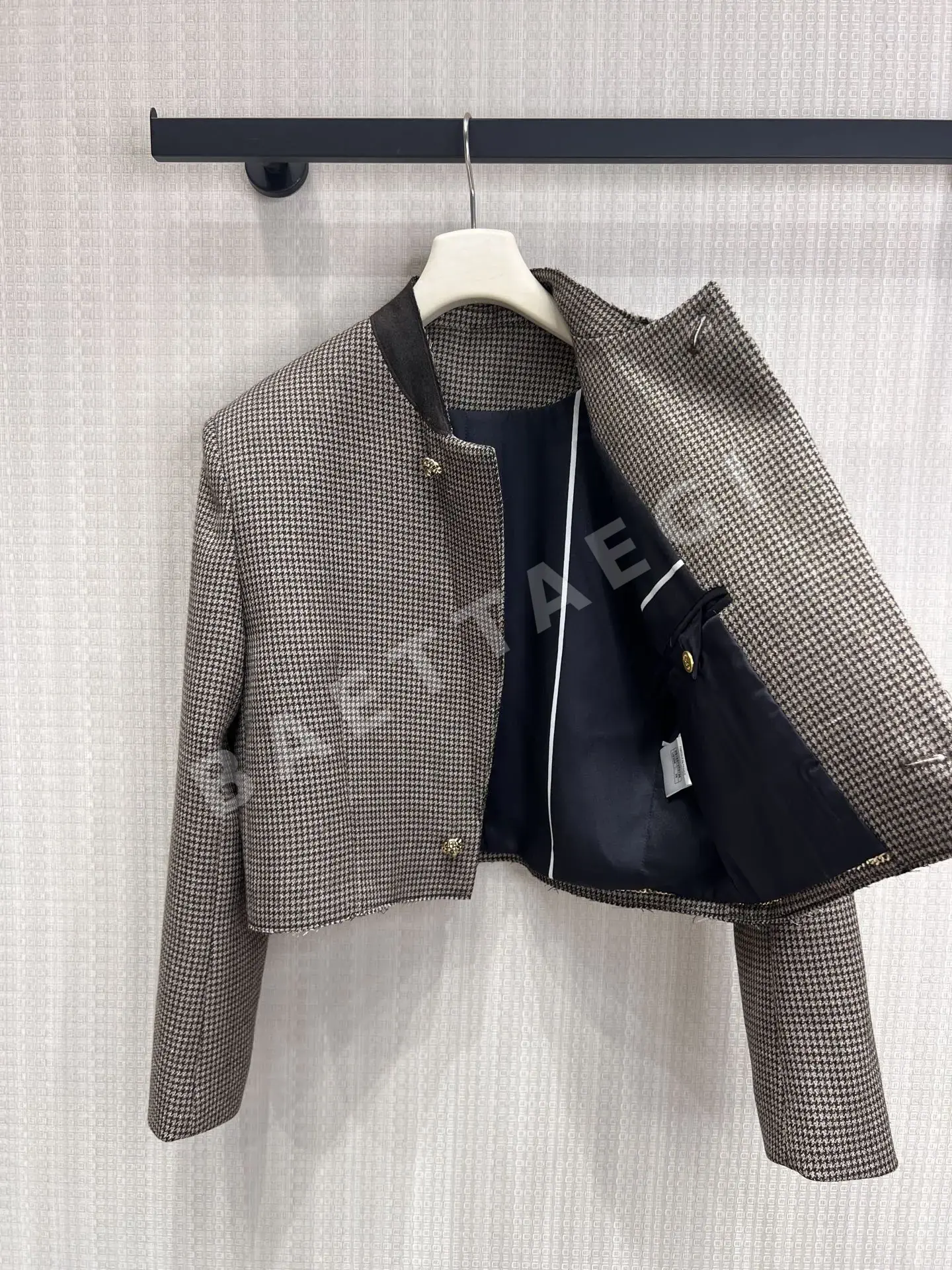 샤넬 하운드투스 체크 여성 자켓 상세 이미지 3