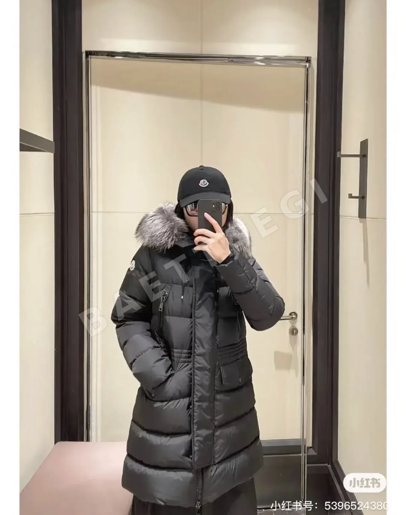 몽클레르 페이크 퍼 카라 중기장 여성 패딩 재킷 202703