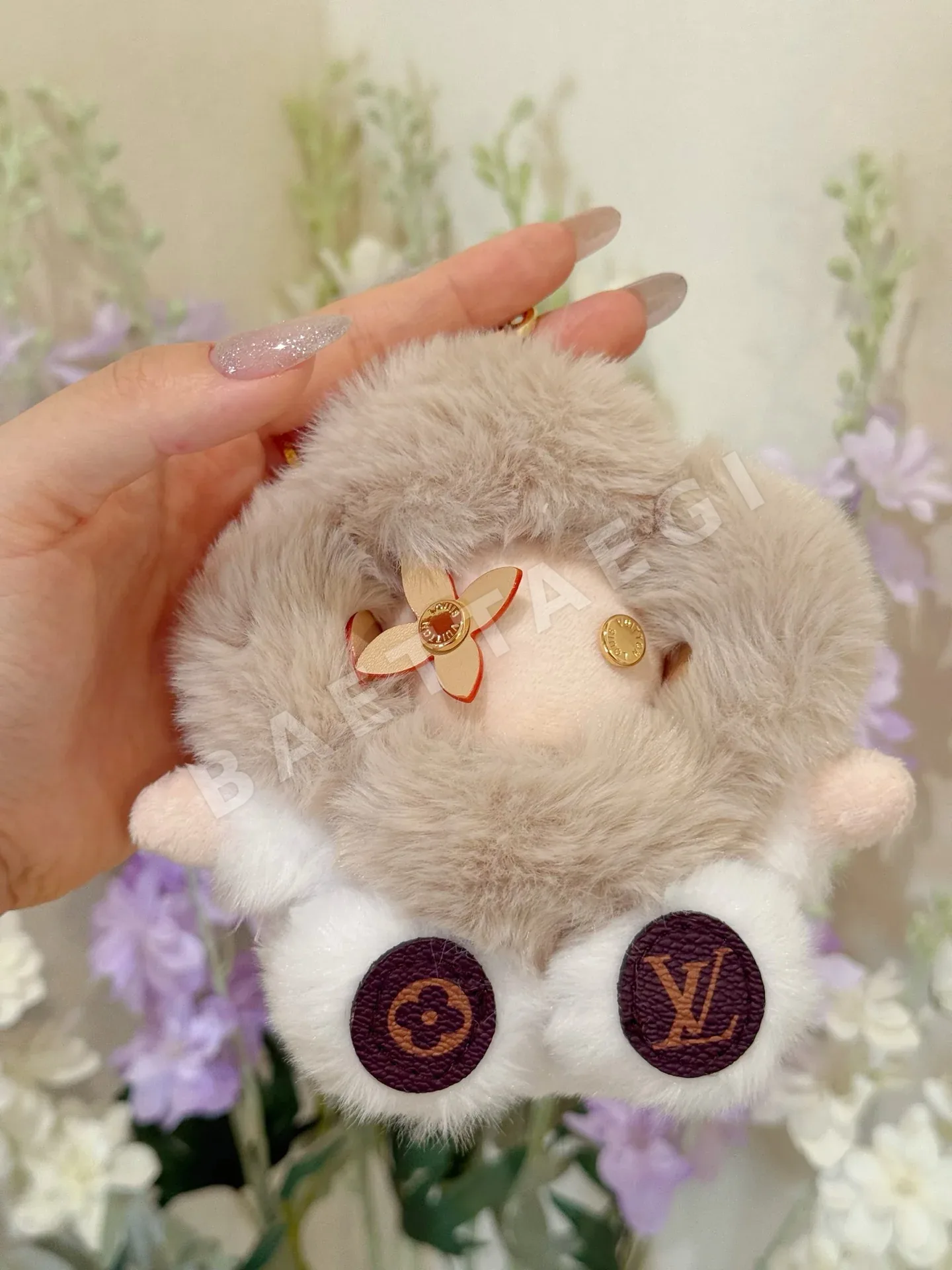 루이비통 비비엔느 해바라기 봉제 인형 키링 상세 이미지 7