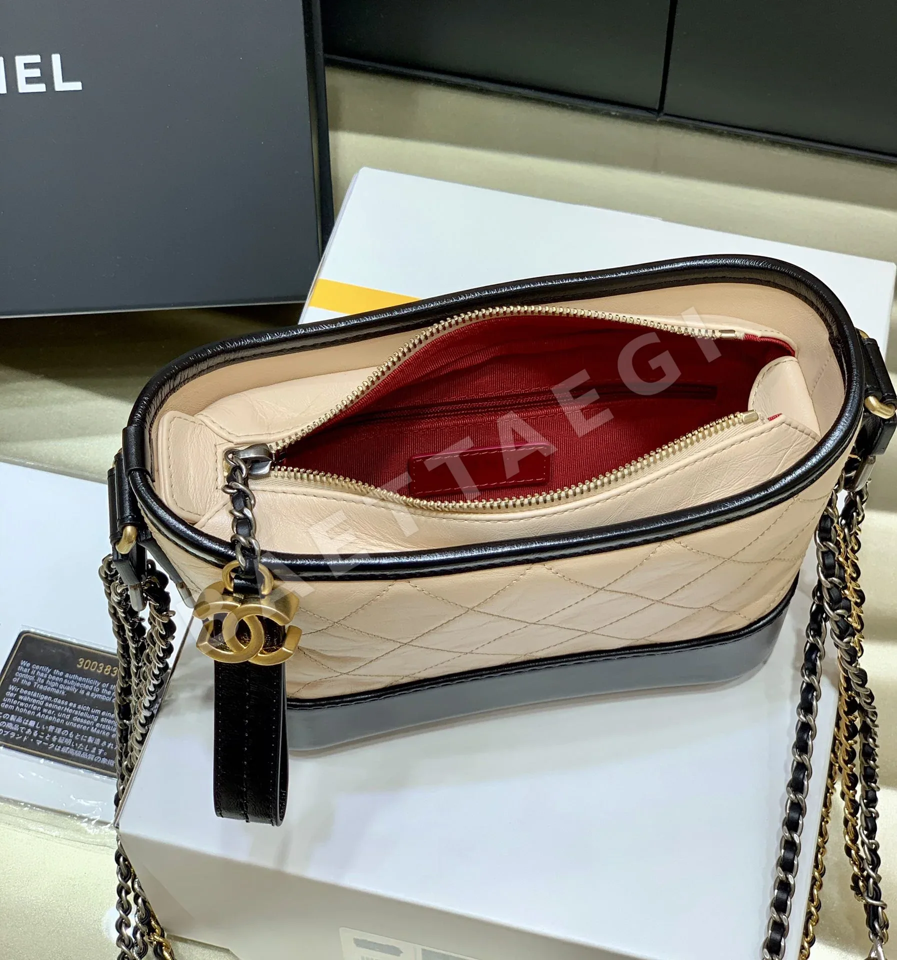 샤넬 가브리엘 호보백 A91810 상세 이미지 8