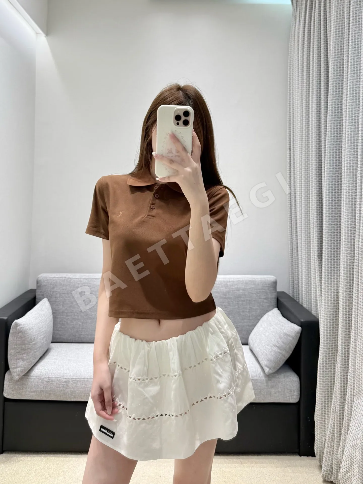 생로랑 여성 반팔 피케 코튼 카라 티셔츠 상세 이미지 9