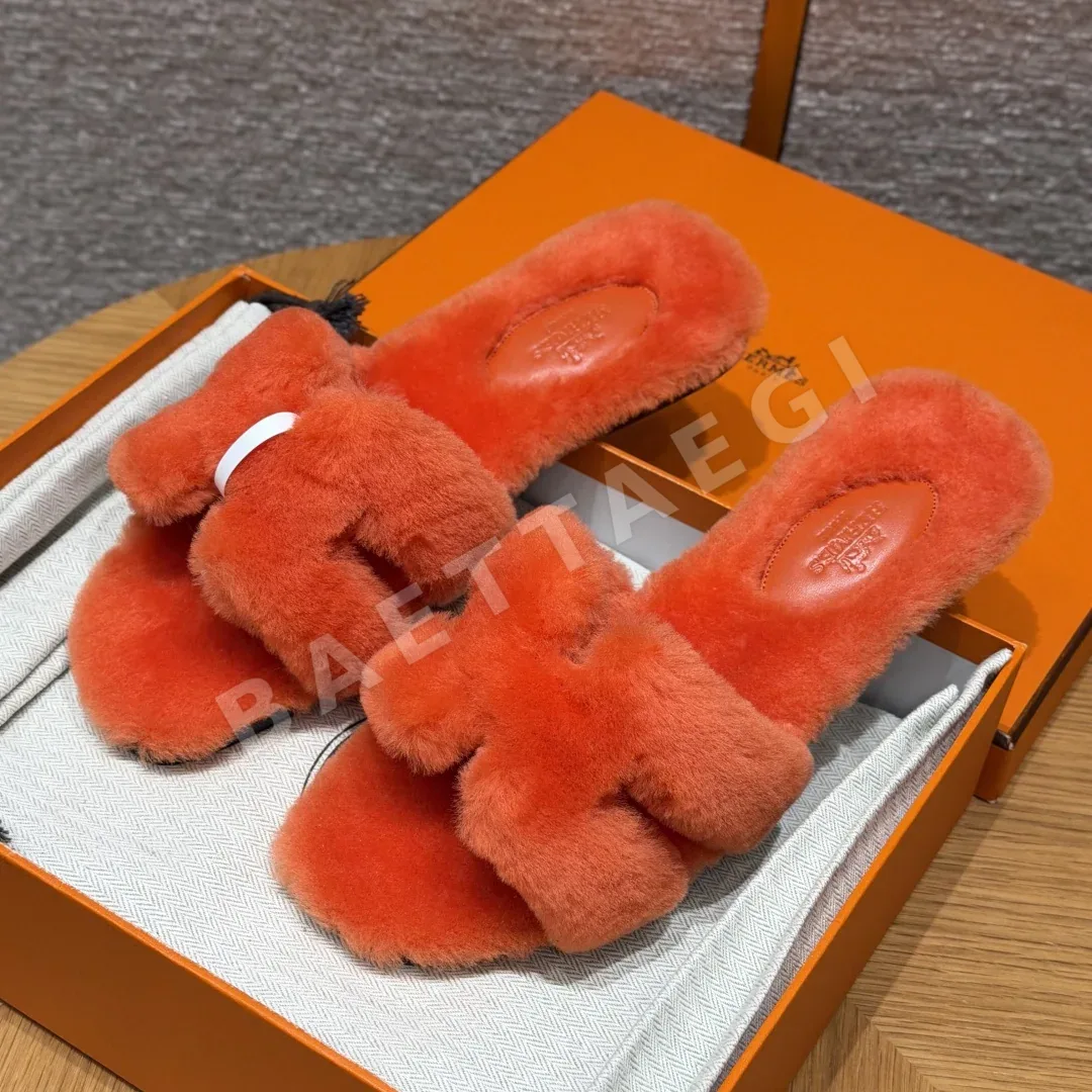 에르메스 오란 샌들 로열 울 가죽 H 컷아웃 164430