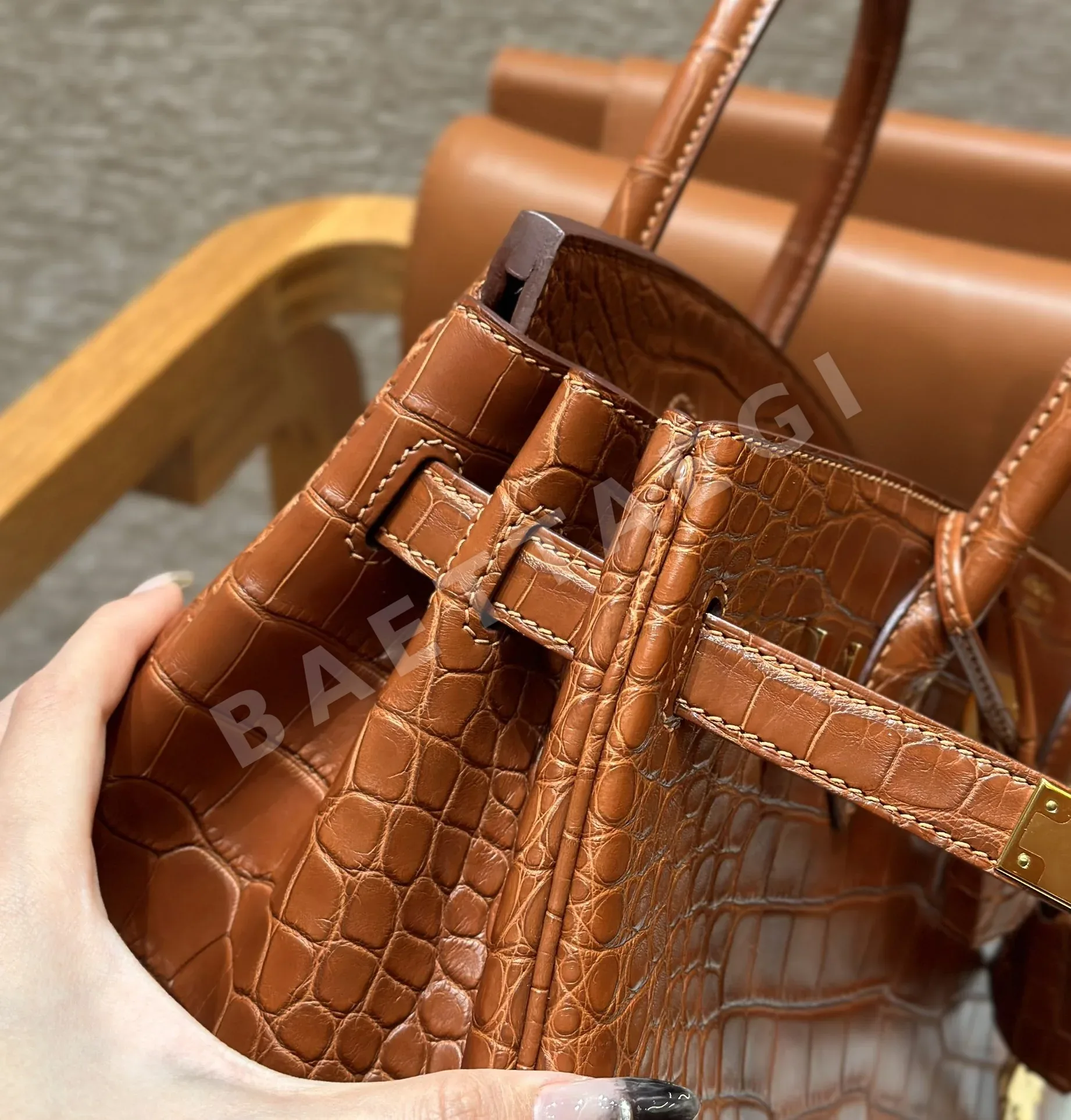 에르메스 버킨 미시시피 악어가죽 가방 상세 이미지 5