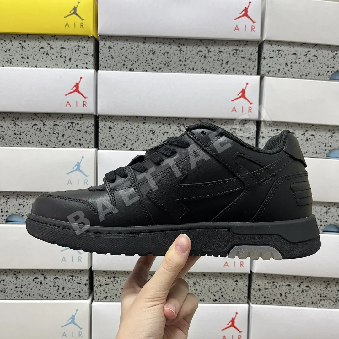 오프화이트 아웃 오브 오피스 OOO 로우 탑스 202413 Off White Out Of Office OOO Low Tops Black 상세 이미지 3