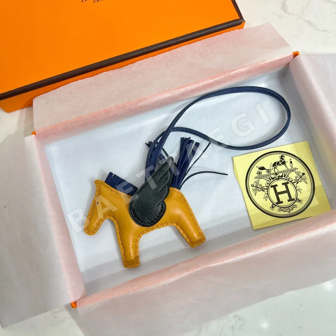 에르메스 페가수스 램스킨 키링 상세 이미지 8