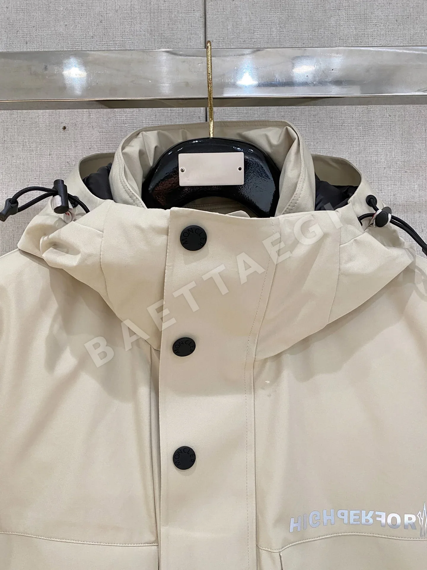 몽클레르 그레노블 남성 패딩 재킷 상세 이미지 2