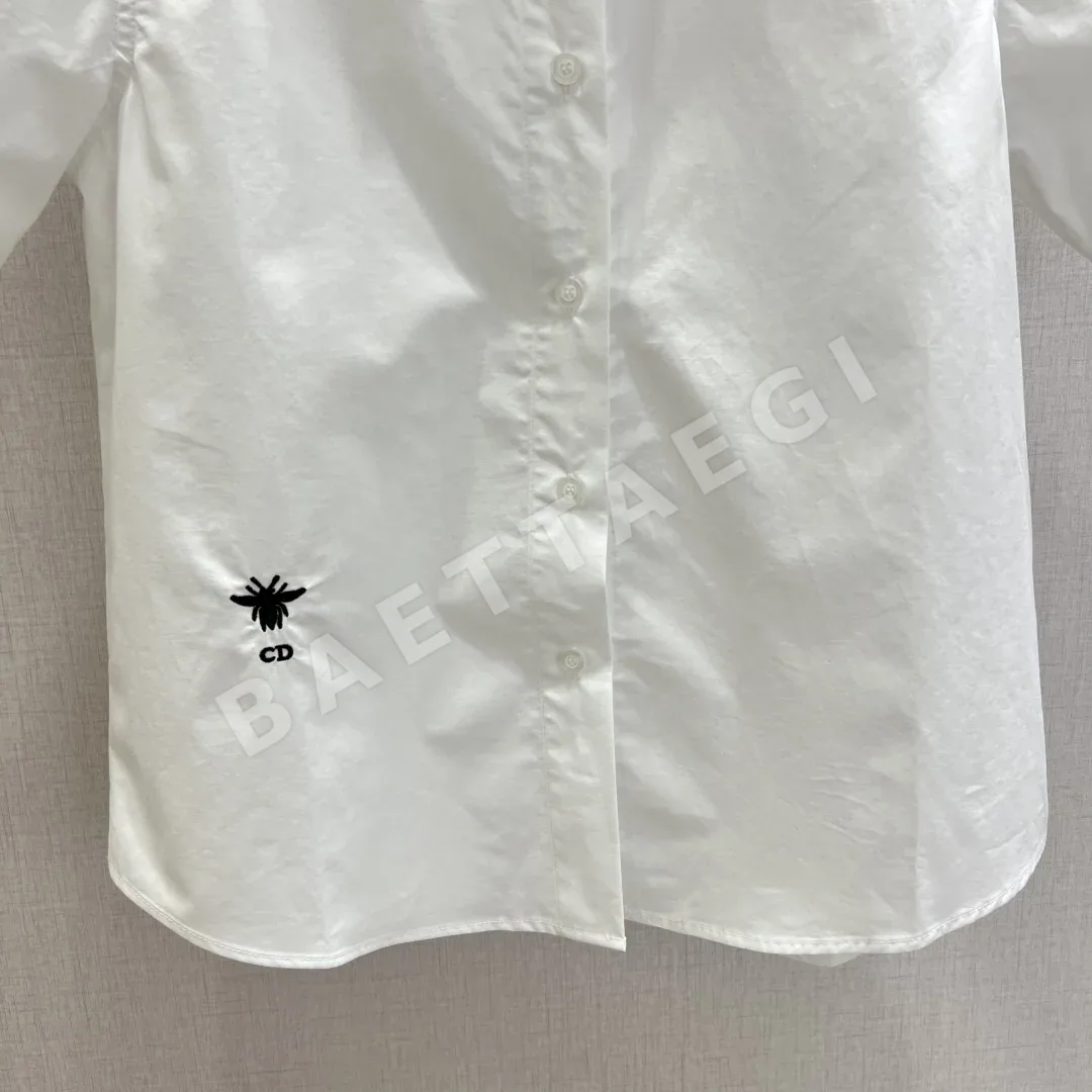 디올 벌 자수 화이트 카라 셔츠 상세 이미지 5