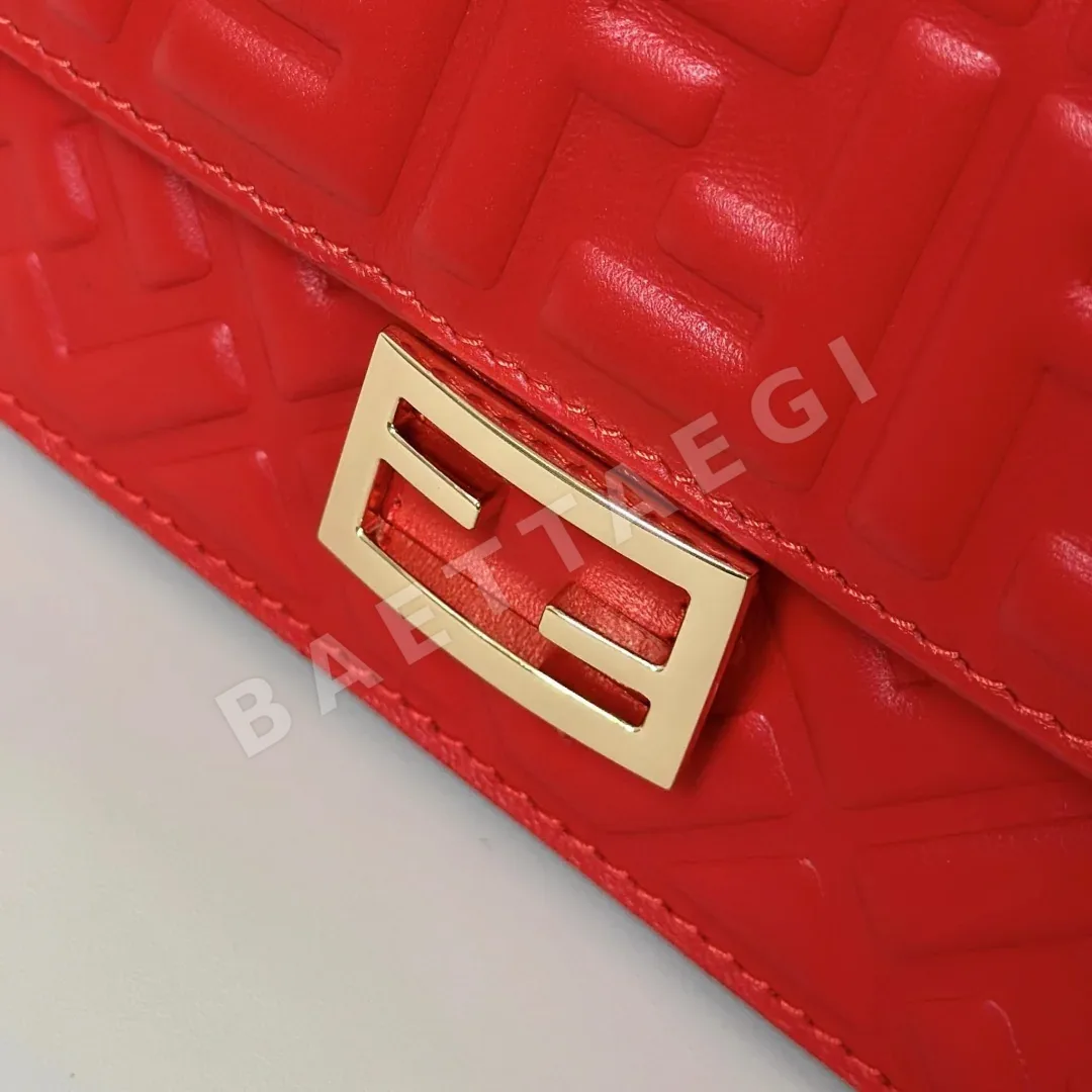 펜디 바게트 체인 월렛 8638A 상세 이미지 6