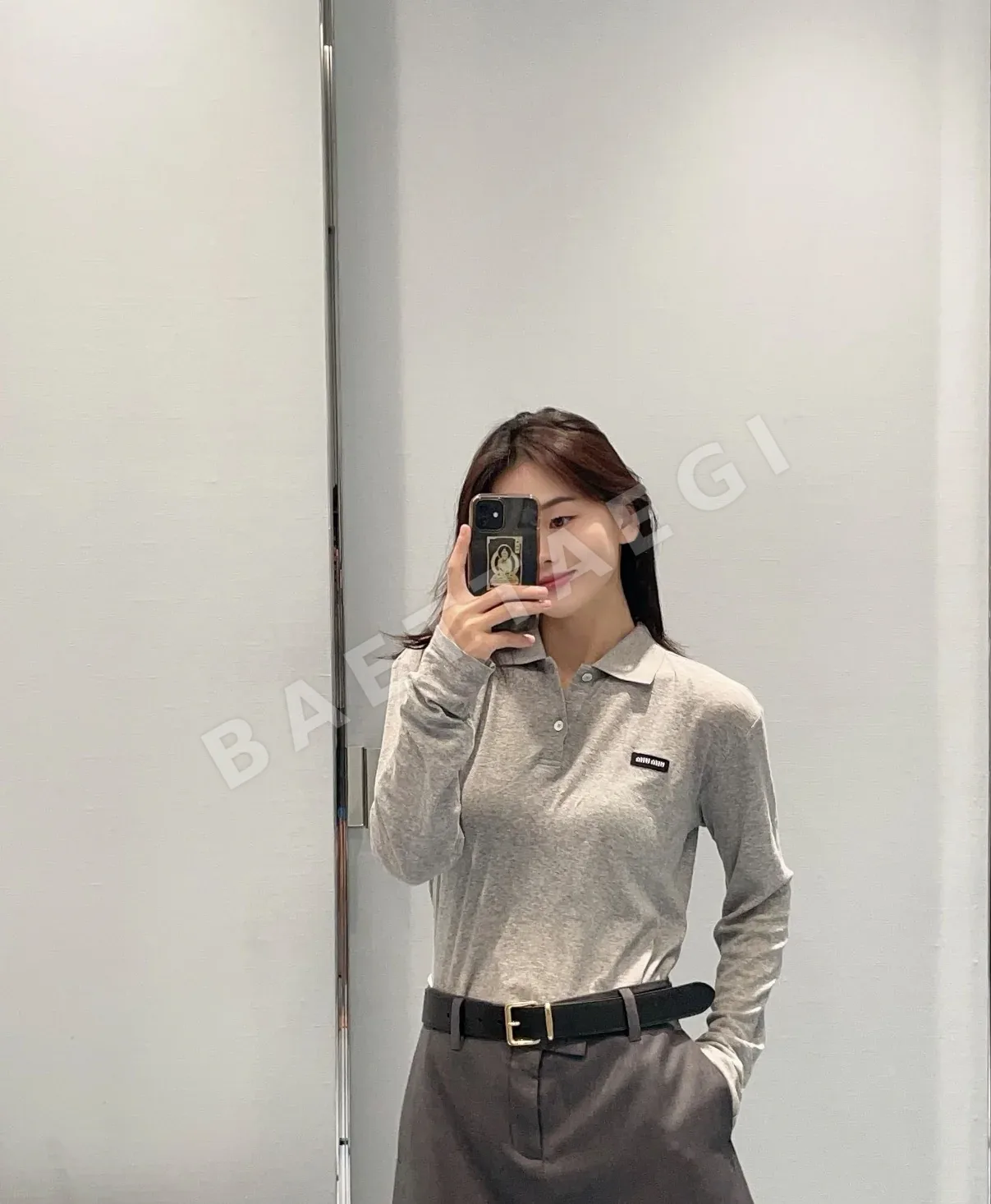 미우미우 크롭 폴로 긴팔 셔츠 상세 이미지 3