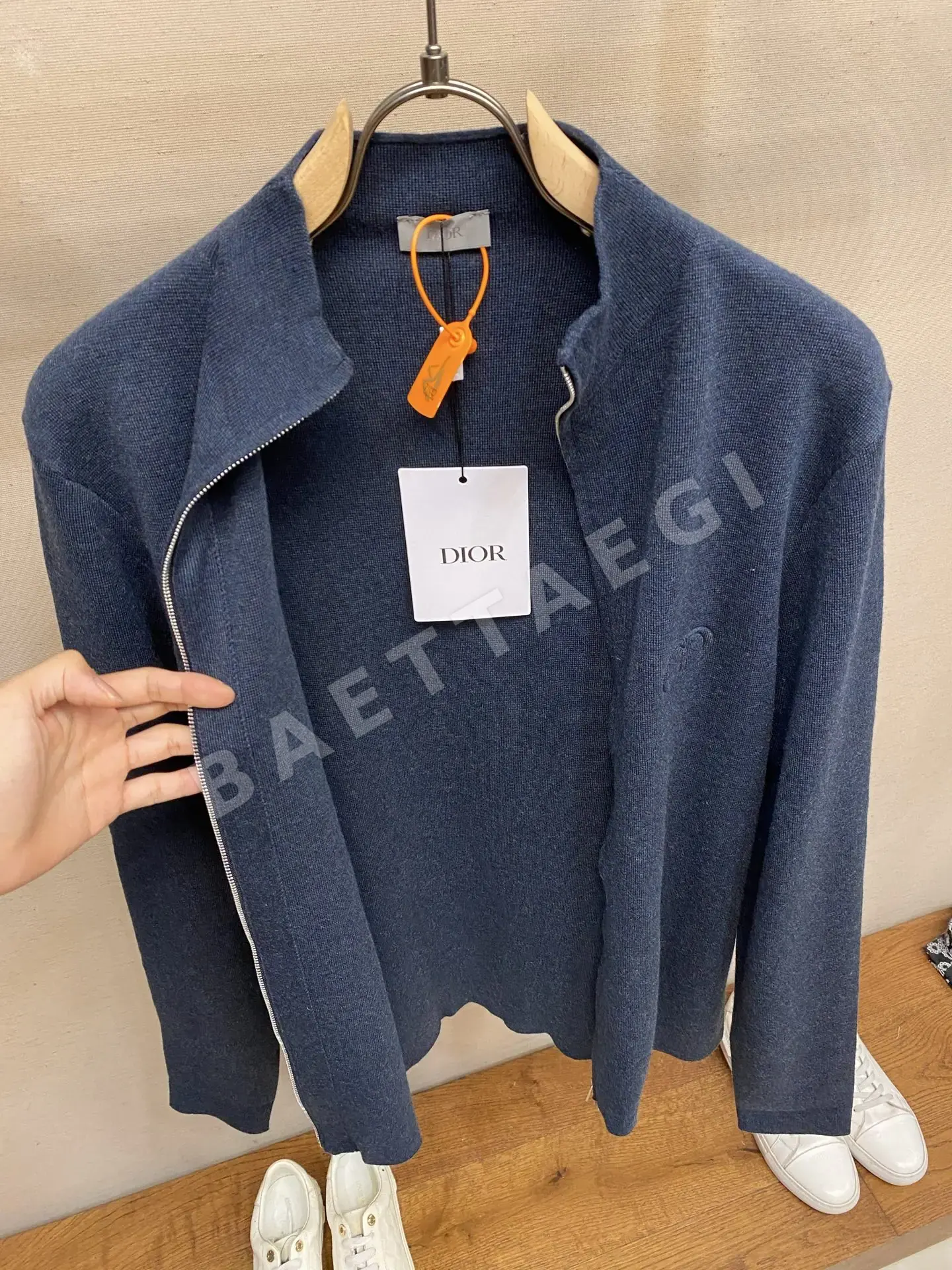디올 벨벳 울 지퍼업 가디건 자켓 상세 이미지 10