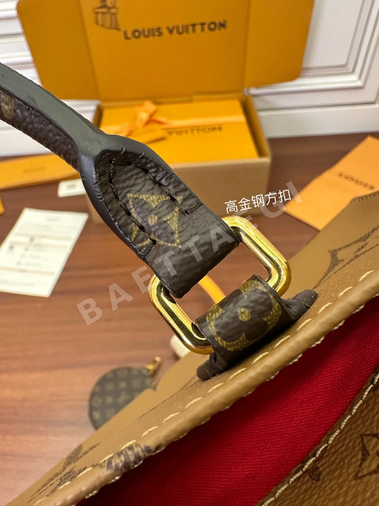 루이비통 M46653 가방 상세 이미지 4