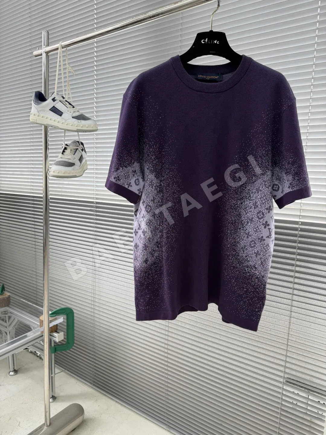 루이비통 모노그램 자카드 크루넥 남성 반팔티 49097