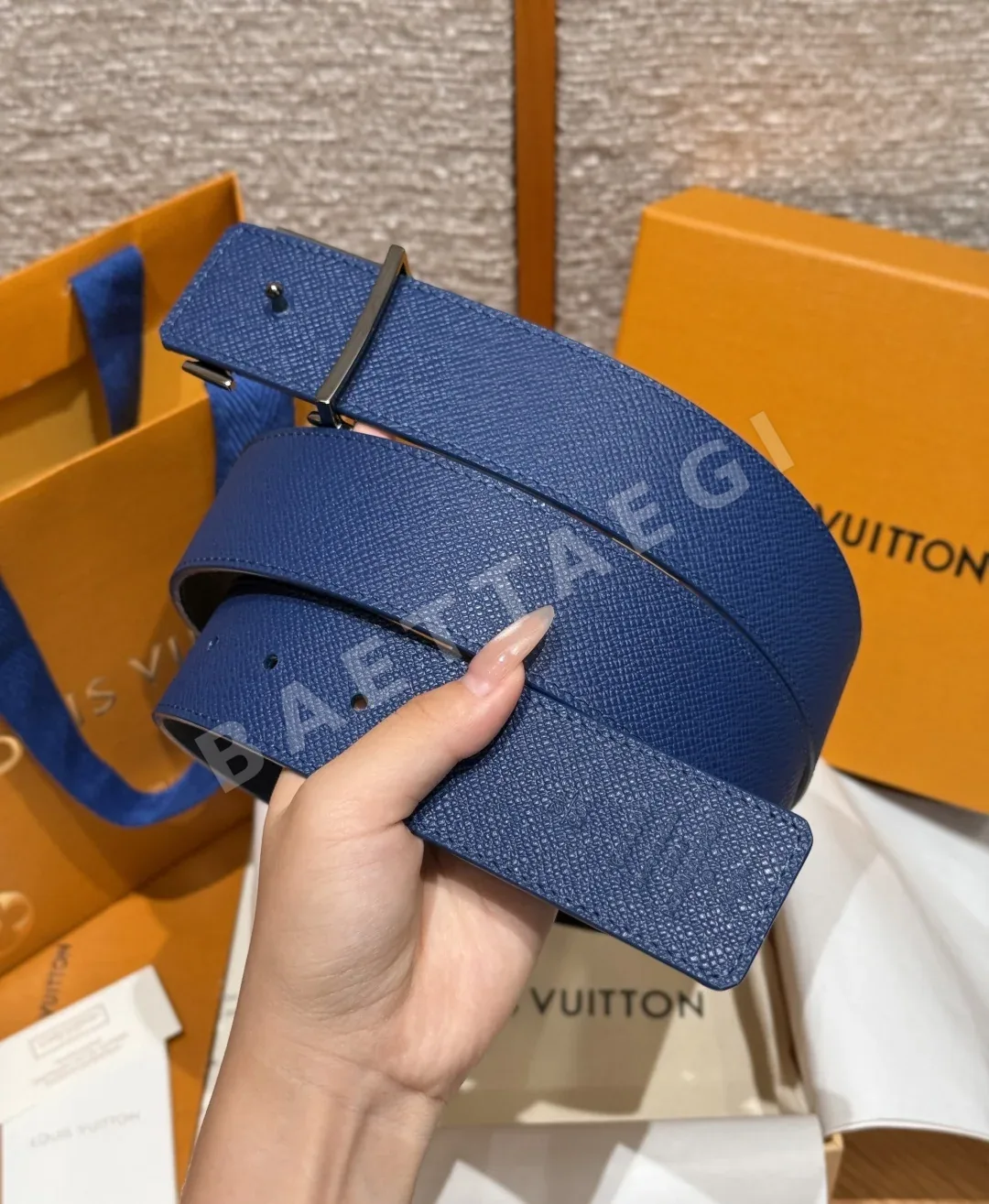 루이비통 디멘션 드리프트 40mm 리버시블 벨트 상세 이미지 4