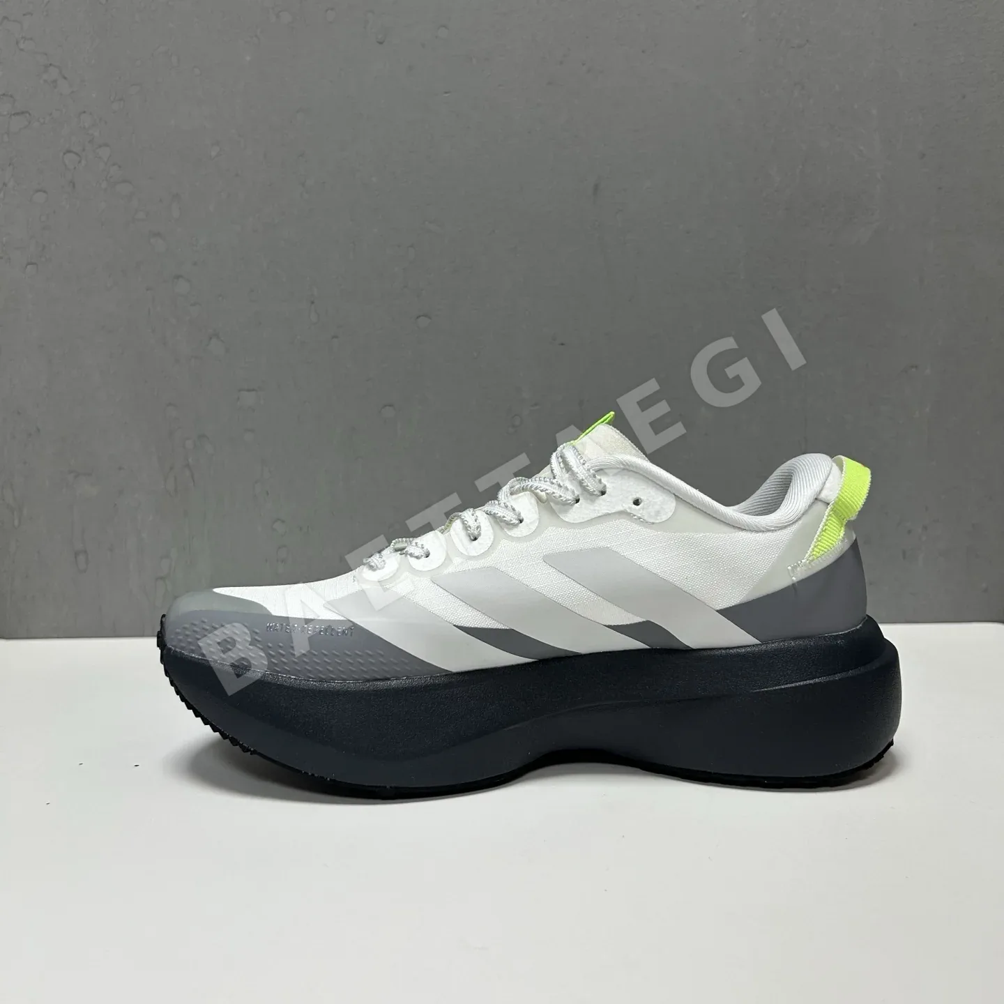 아디다스 신발 157707 Adidas Sneakers 상세 이미지 3