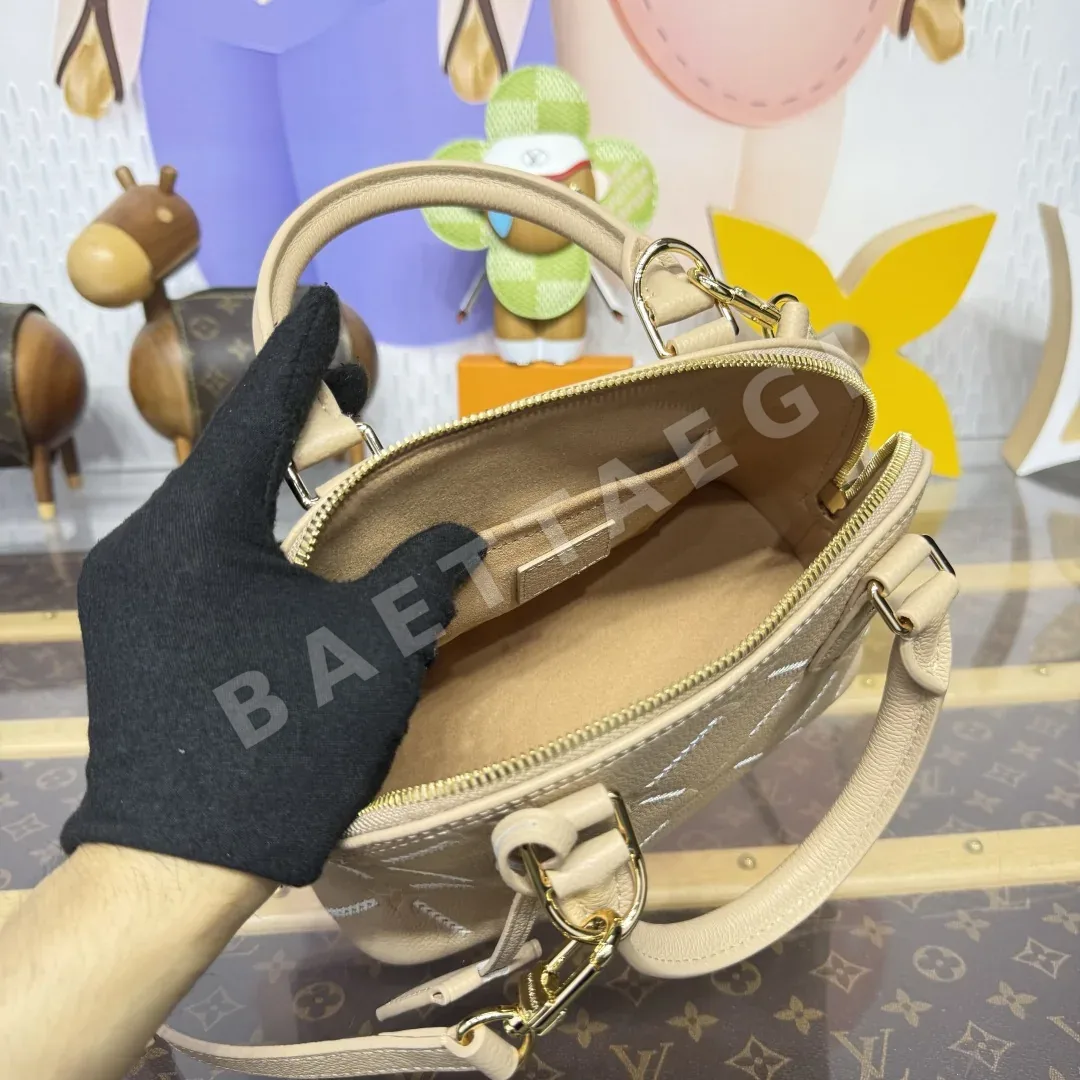 루이비통 모노그램 앙프라맹 쿠튀르 알마 BB 가방 M28458 상세 이미지 9