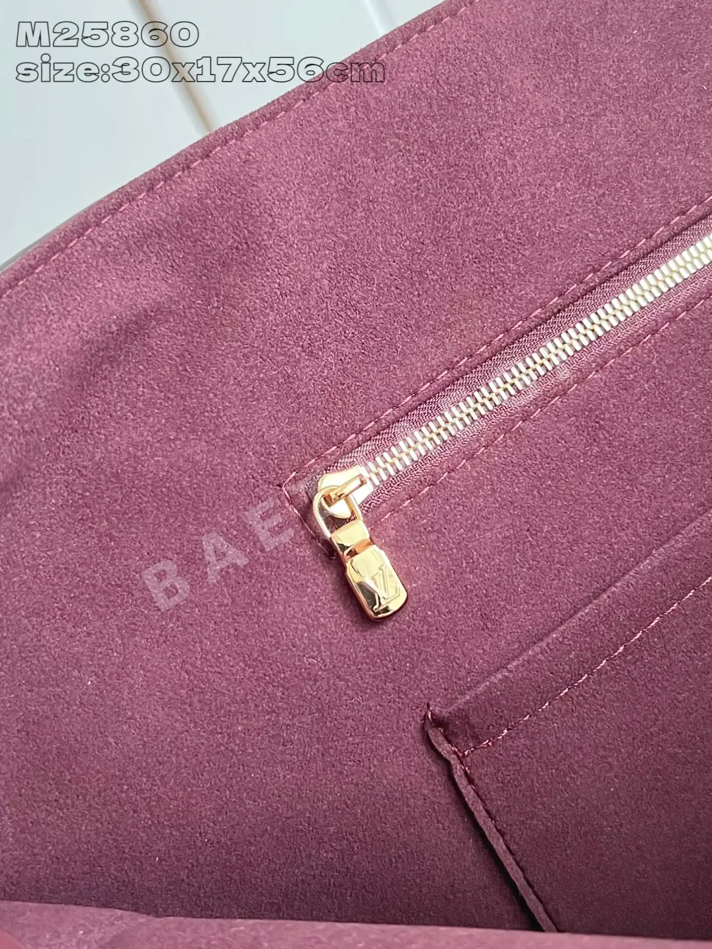 루이비통 레드 엠보싱 미디엄 토트백 M25860 상세 이미지 9