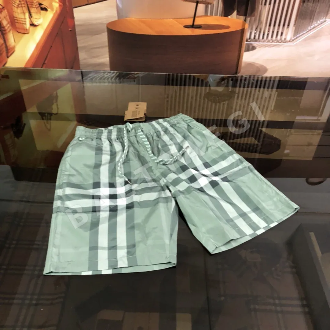 버버리 클래식 체크 메시 남성 반바지 상세 이미지 2