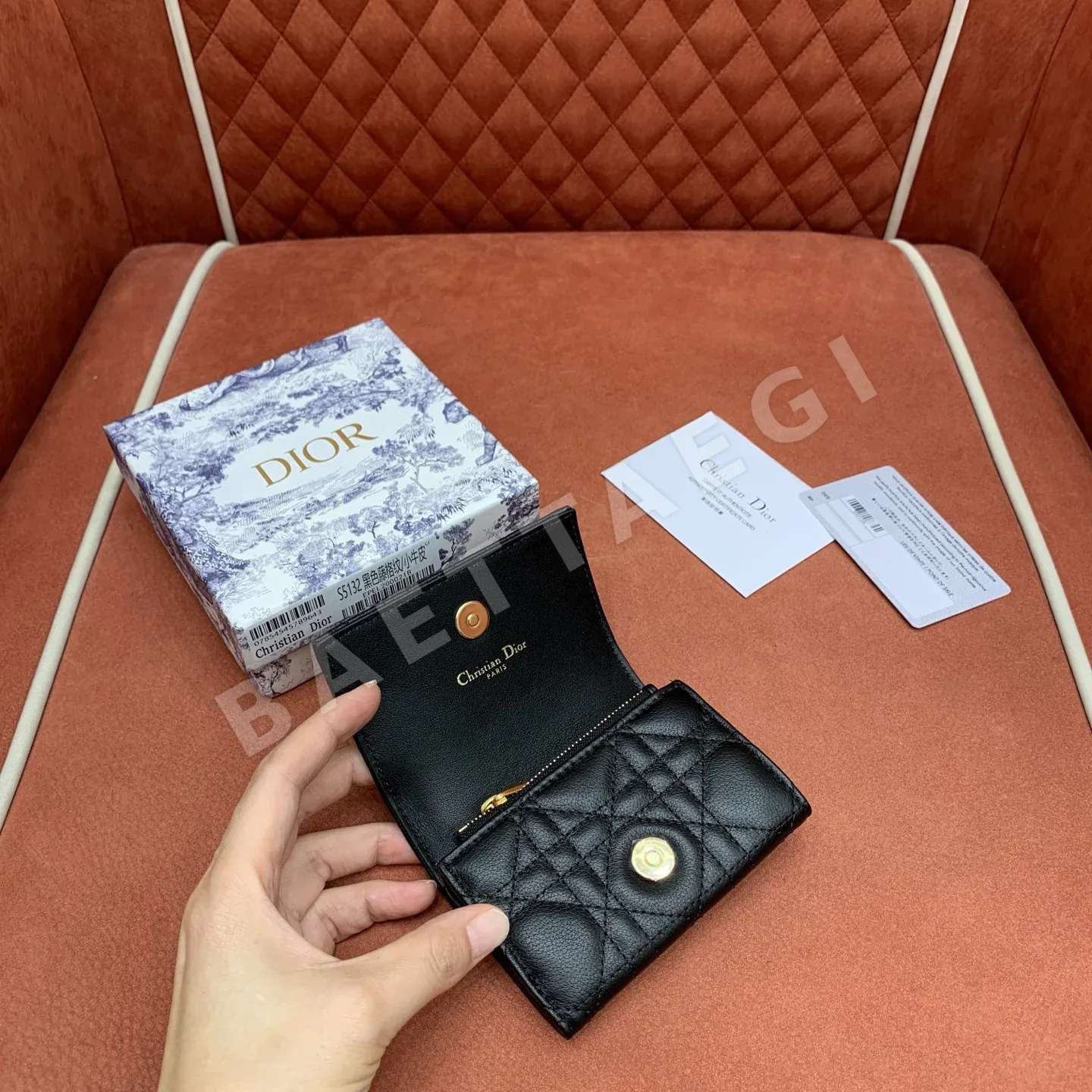 디올 까나쥬 CD 로고 송아지가죽 카드홀더 지갑 상세 이미지 6