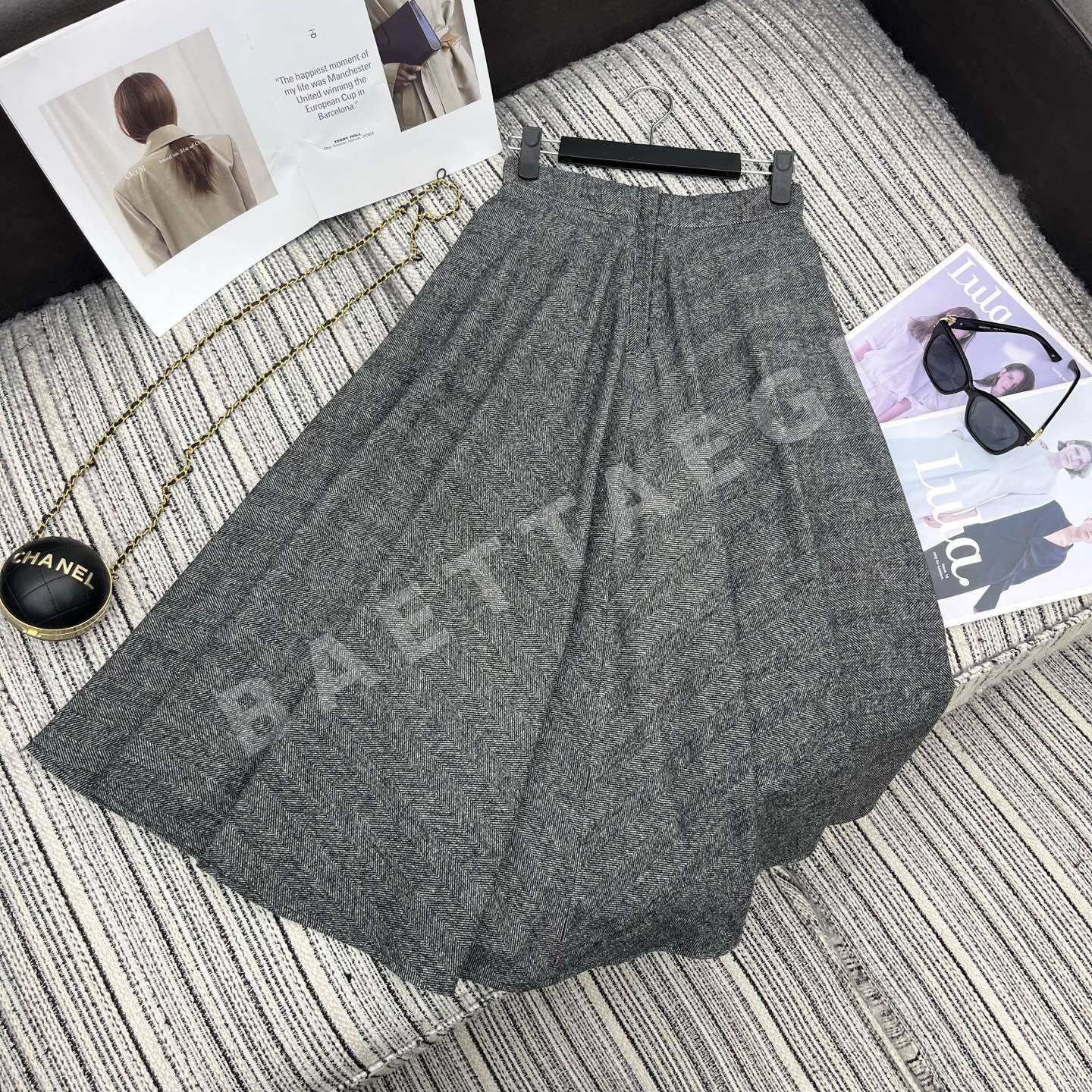 돌체앤가바나 헤링본 미디 스커트 상세 이미지 7