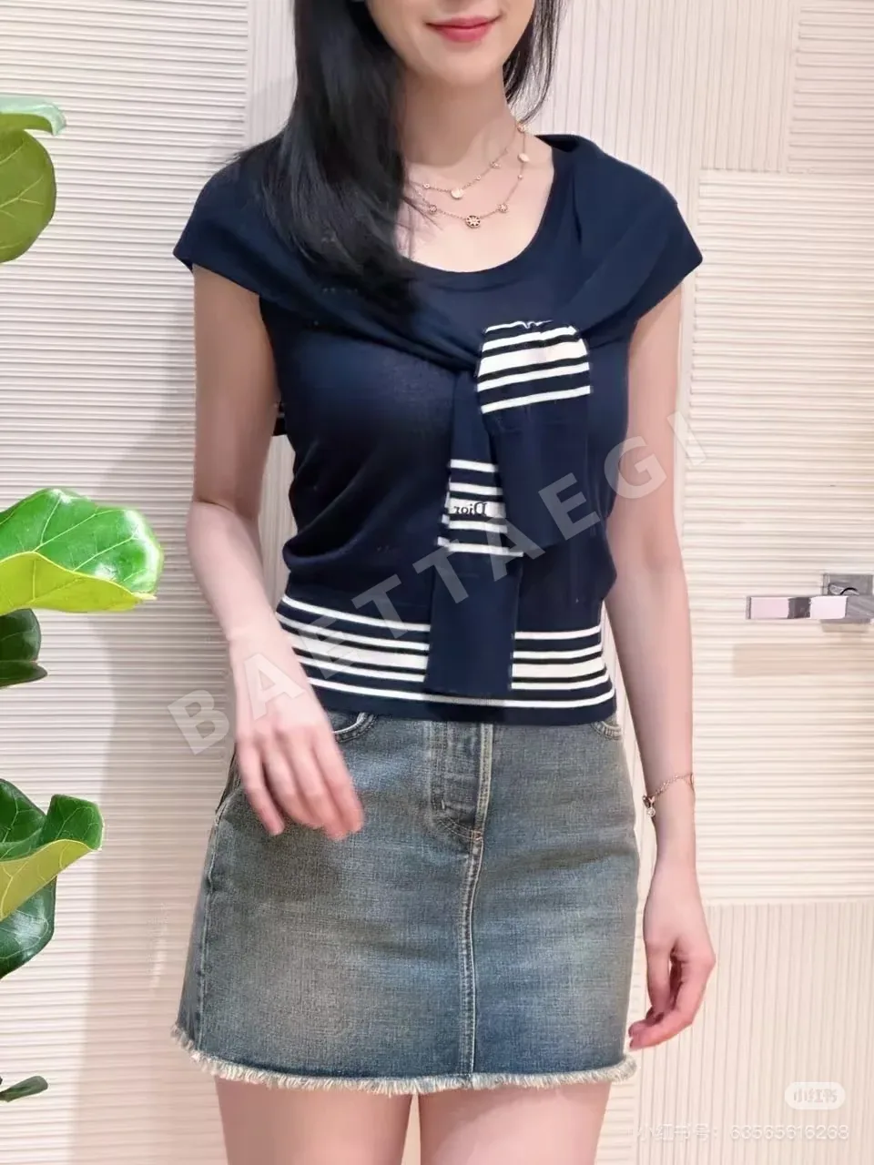 디올 스트라이프 니트 반팔 베스트 상세 이미지 4