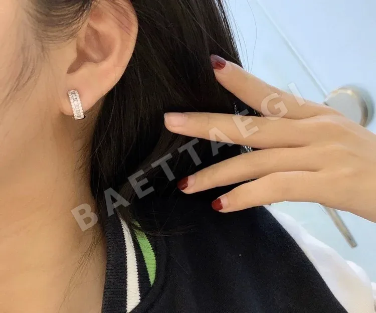 쇼메 다이아몬드 스터드 귀걸이 상세 이미지 8