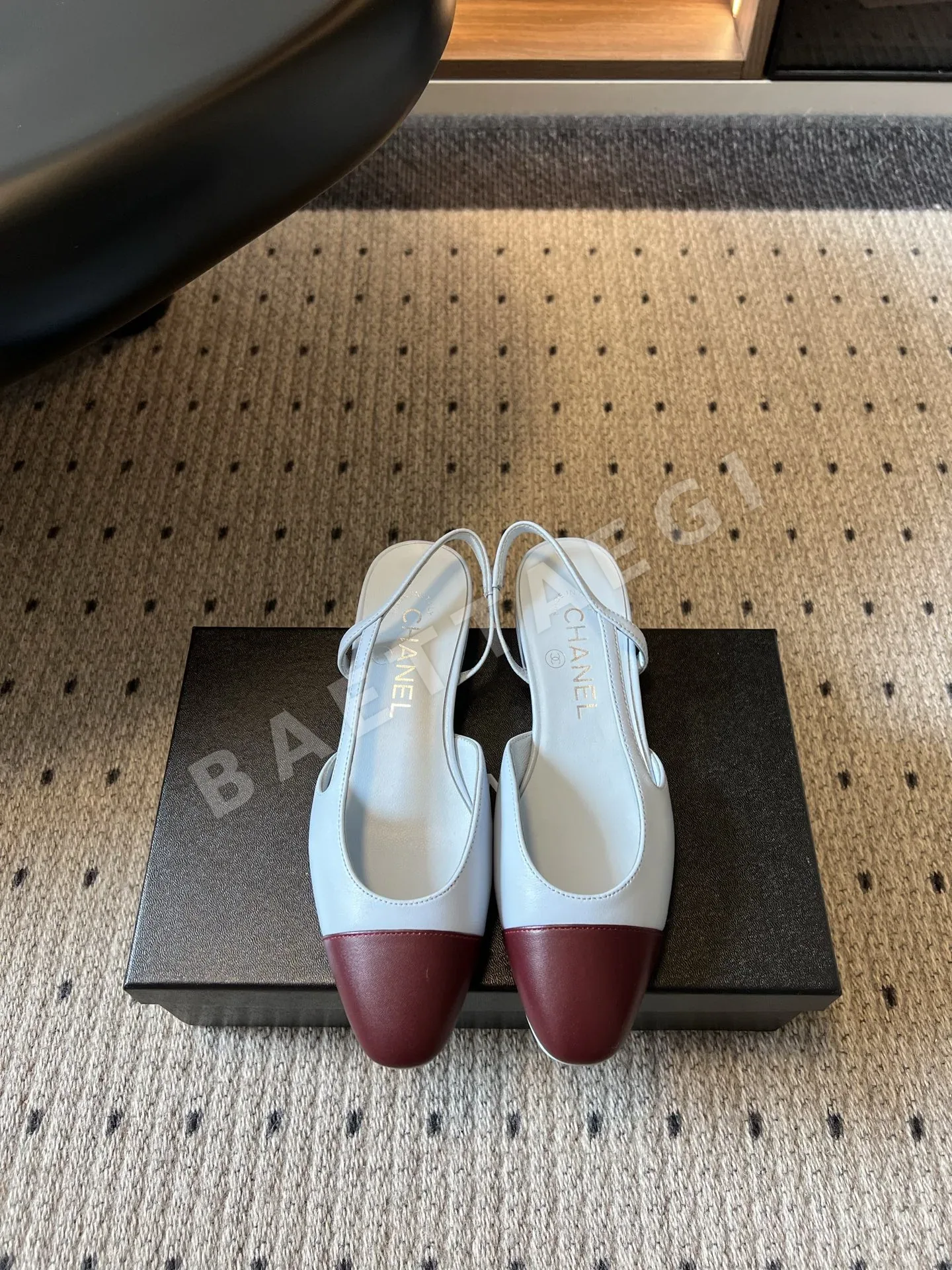 샤넬 힐 컬러블록 라운드 토 160843