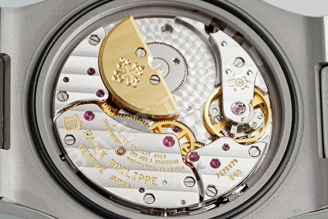 파텍필립 노틸러스 5712 문페이즈 멀티펑션 자동 블루 다이얼 PPF 공장 레플리카 44069 Patek Philippe 상세 이미지 8