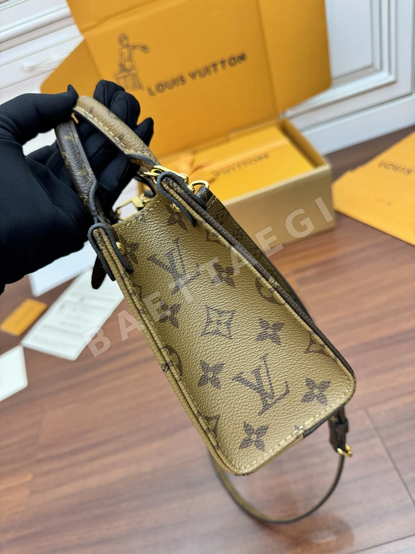 루이비통 M46839 가방 상세 이미지 9