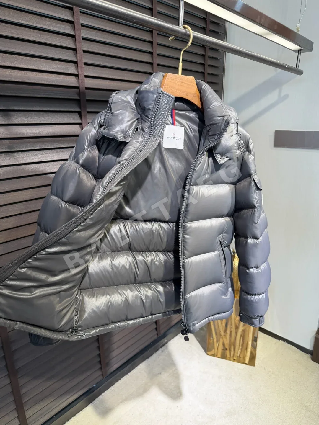 몽클레르 다운 패딩 M8839 상세 이미지 8
