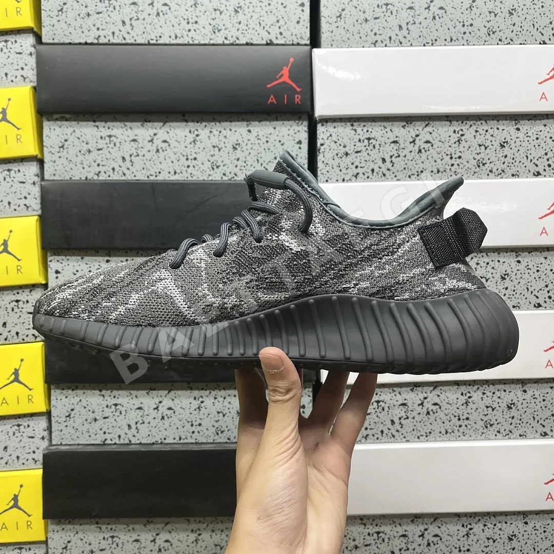 아디다스 [R] 이지 부스트 350 V2 ID4811 200758 Adidas Yeezy Boost 350 V2 상세 이미지 6